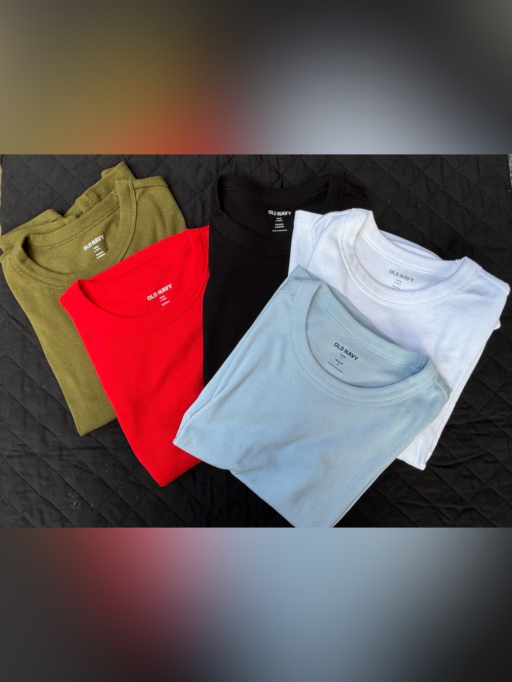 Bundle of 5 ribbed crew neck tees